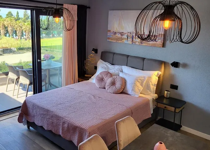 Iko Lägenhet Tučepi